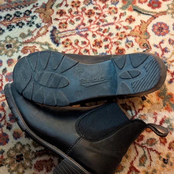 Blundstone black leather Chelsea boots 9.5 - Picture 5 of 6
